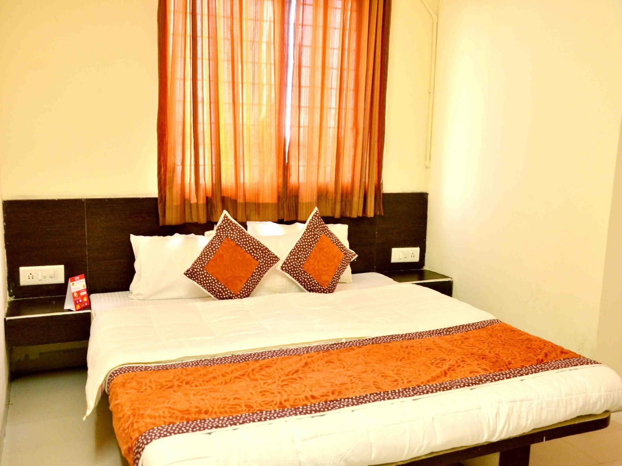 Vijay Nagar Hotel