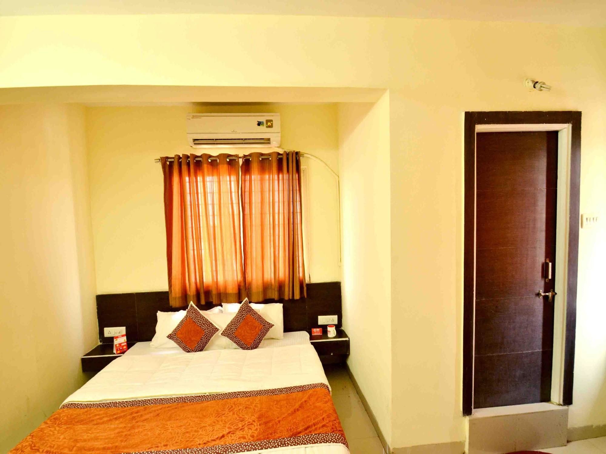 Vijay Nagar Hotel